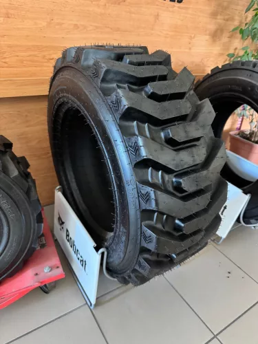 10x16,5 földmunka gumiabroncs